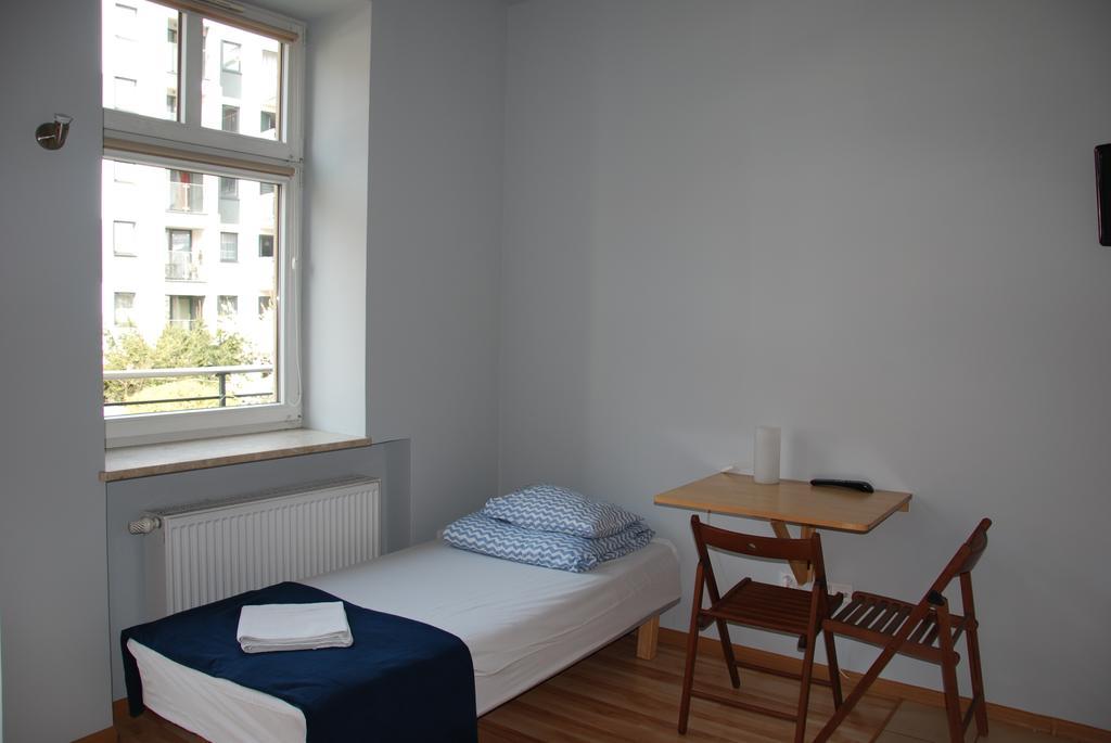 999 Aparthostel Krasków Exterior foto